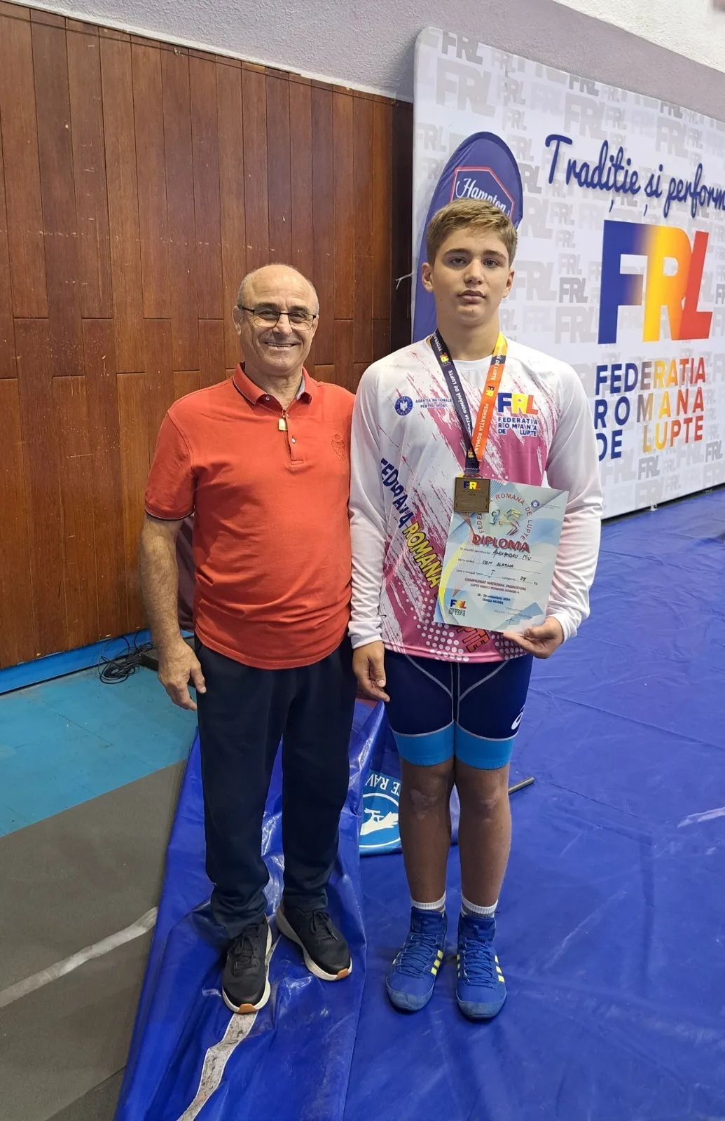 Tânărul luptător, medaliat la finalul turneului